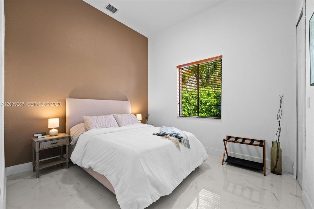 Guest room #1141" x 130"