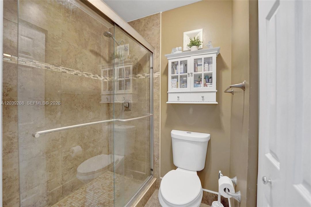 На продажу: $449,900 (3 спален, 2 ванн, 1468 Квадратных фут)
