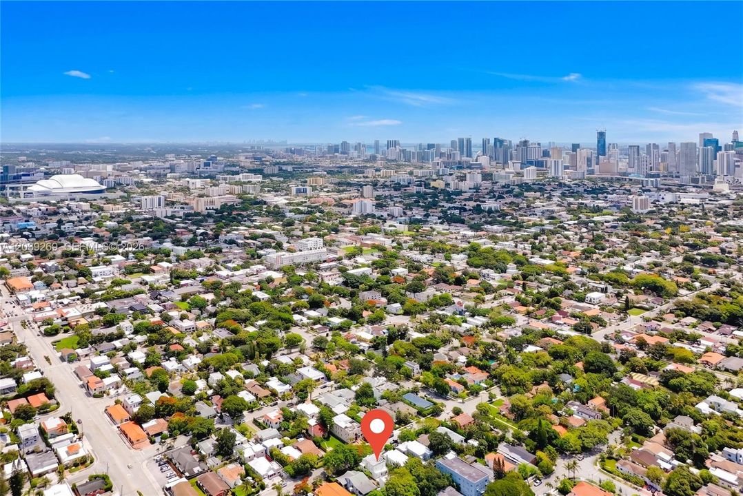 En Venta: $1,450,000 (4 camas, 3 baños, 2984 Pies cuadrados)