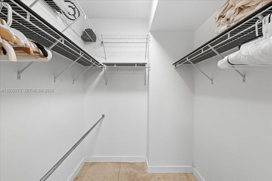 В аренду: $3,500 (2 спален, 2 ванн, 1120 Квадратных фут)