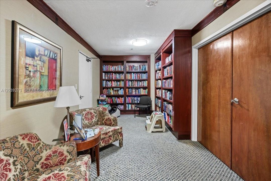 В аренду: $3,500 (2 спален, 2 ванн, 1120 Квадратных фут)