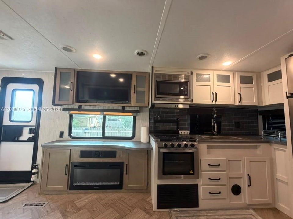 En Renta: $1,500 (1 camas, 1 baños, 1267 Pies cuadrados)