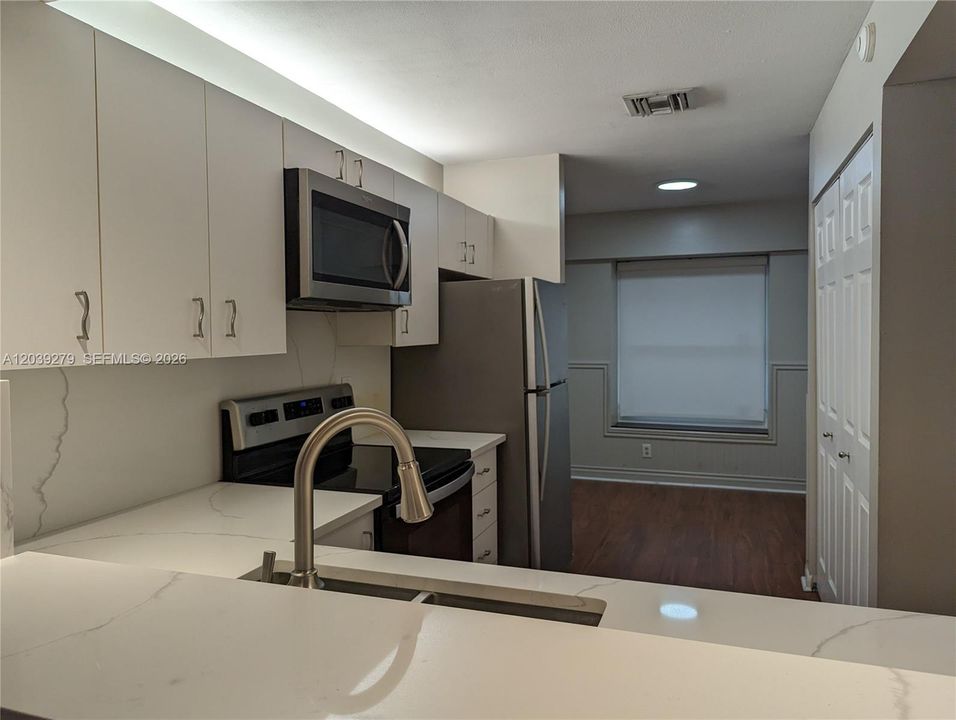 En Renta: $2,600 (2 camas, 2 baños, 1206 Pies cuadrados)