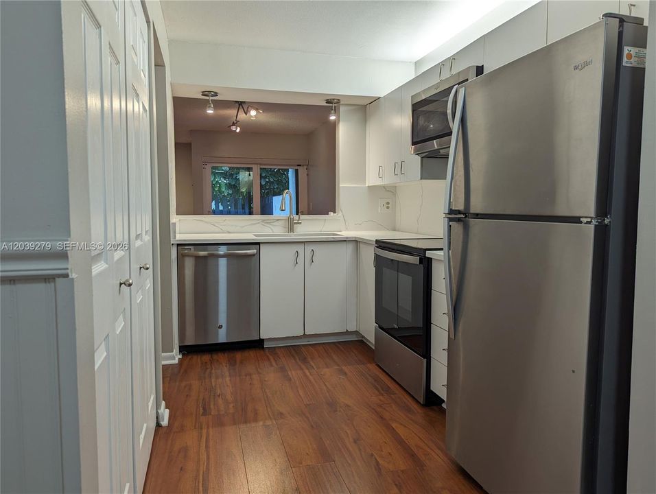 En Renta: $2,600 (2 camas, 2 baños, 1206 Pies cuadrados)