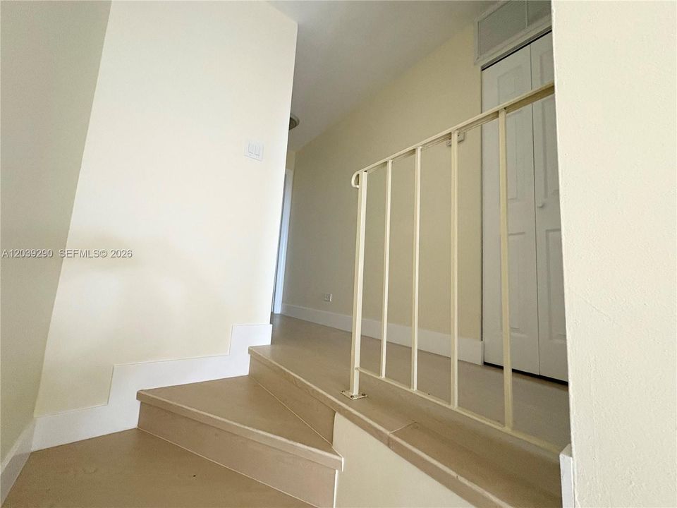 В аренду: $2,625 (2 спален, 2 ванн, 1200 Квадратных фут)