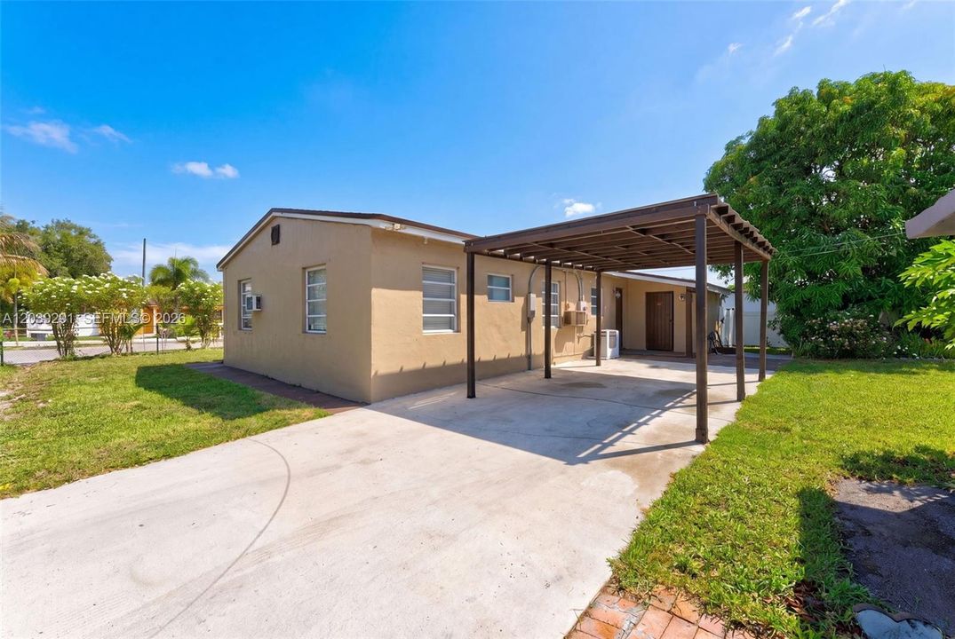 Carport
