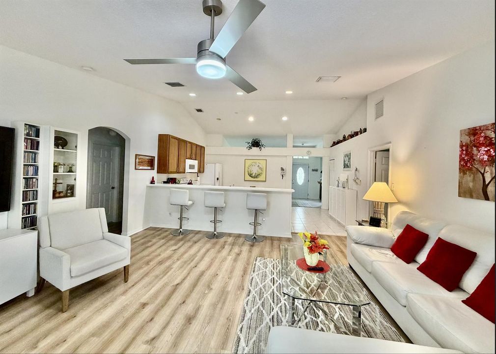 family room kitchen