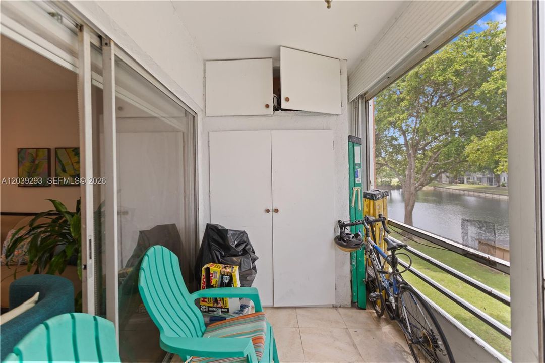 На продажу: $169,900 (2 спален, 2 ванн, 920 Квадратных фут)