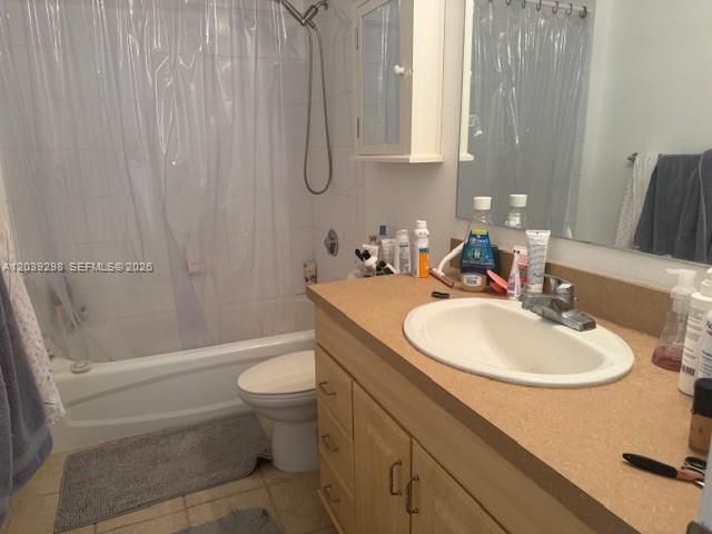 For Sale: $433,000 (1 beds, 1 baths, 814 Square Feet)