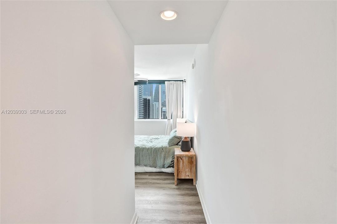 En Venta: $739,000 (2 camas, 2 baños, 1363 Pies cuadrados)