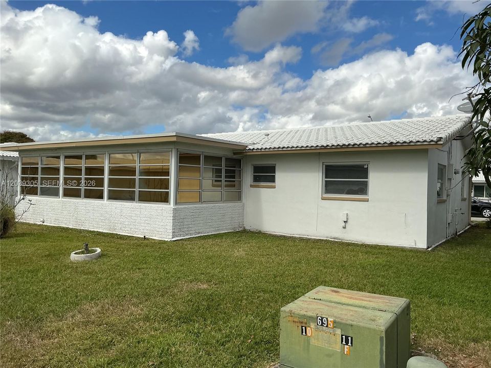 На продажу: $349,900 (2 спален, 2 ванн, 1342 Квадратных фут)