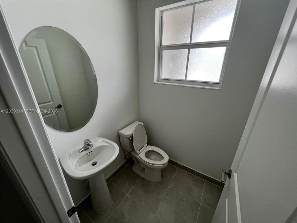 En Renta: $2,550 (3 camas, 2 baños, 0 Pies cuadrados)