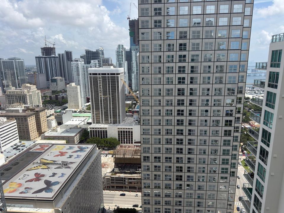 For Sale: $365,000 (1 beds, 1 baths, 544 Square Feet)