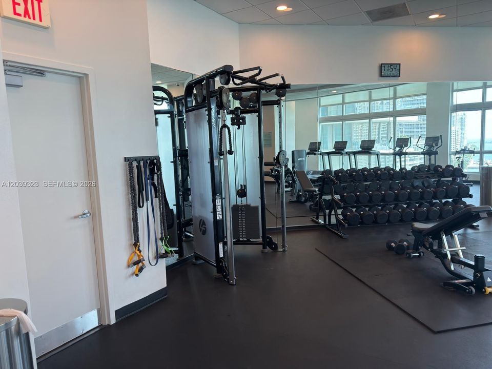 For Sale: $365,000 (1 beds, 1 baths, 544 Square Feet)
