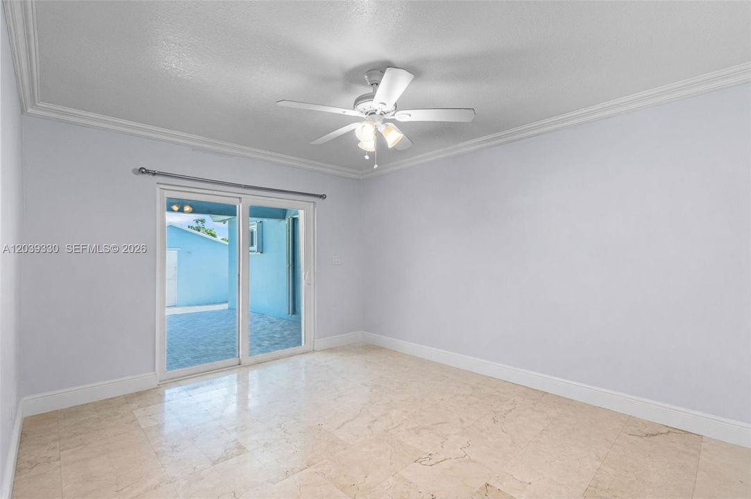 For Sale: $1,300,000 (3 beds, 2 baths, 3736 Square Feet)