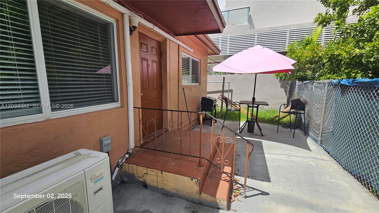 En Renta: $1,550 (1 camas, 1 baños, 700 Pies cuadrados)
