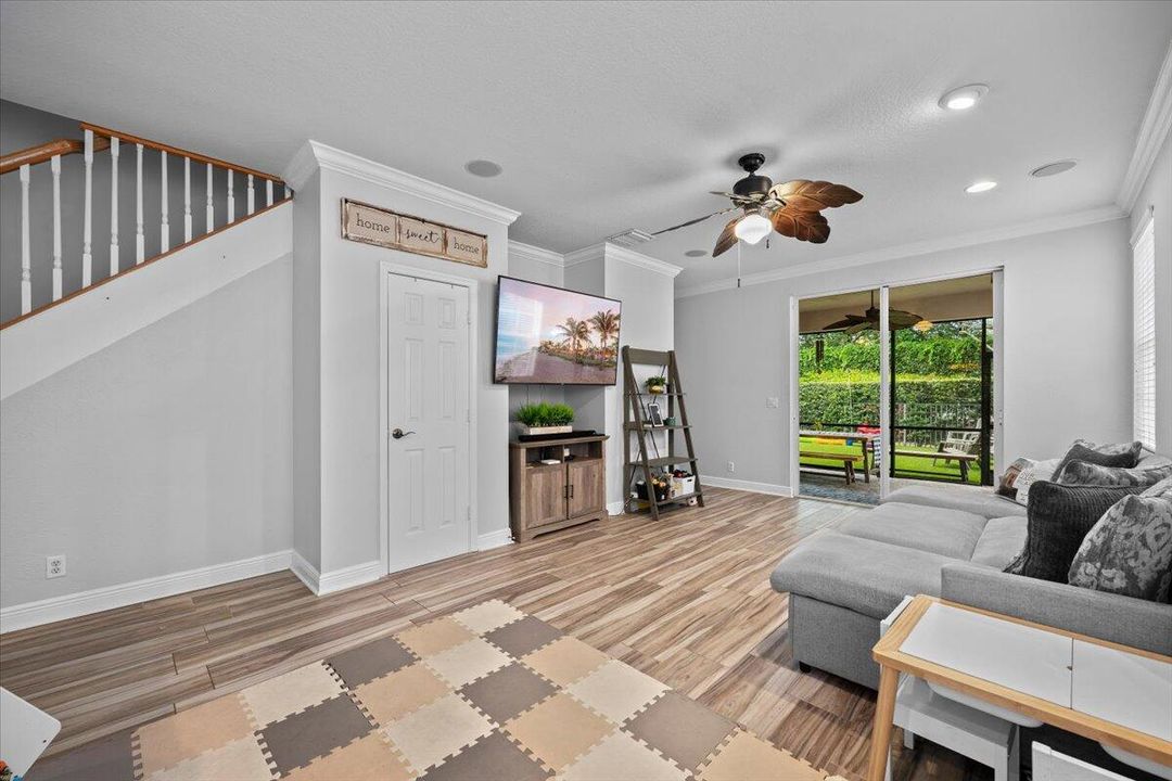 Great Room (Living / Dining Areas)