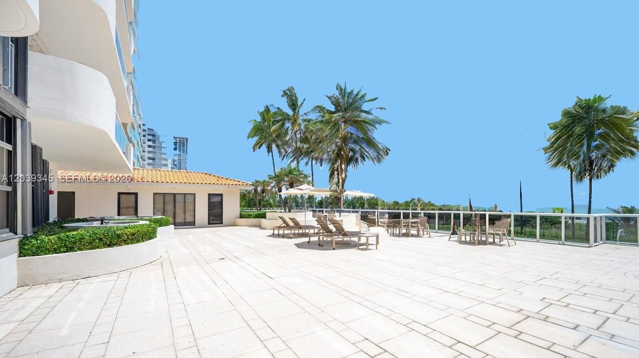 For Rent: $4,485 (2 beds, 2 baths, 1310 Square Feet)