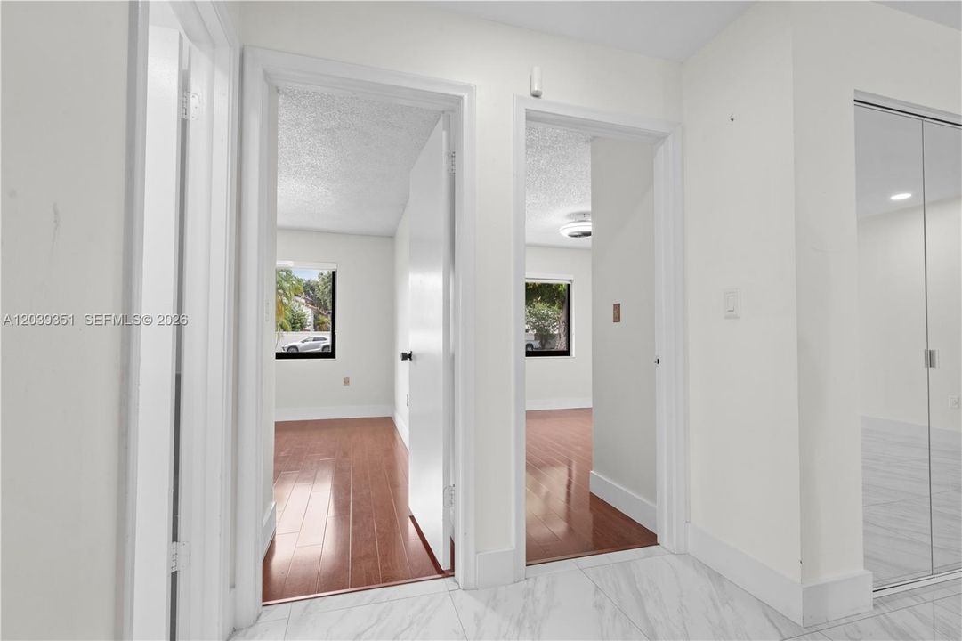 For Sale: $525,000 (3 beds, 2 baths, 1167 Square Feet)