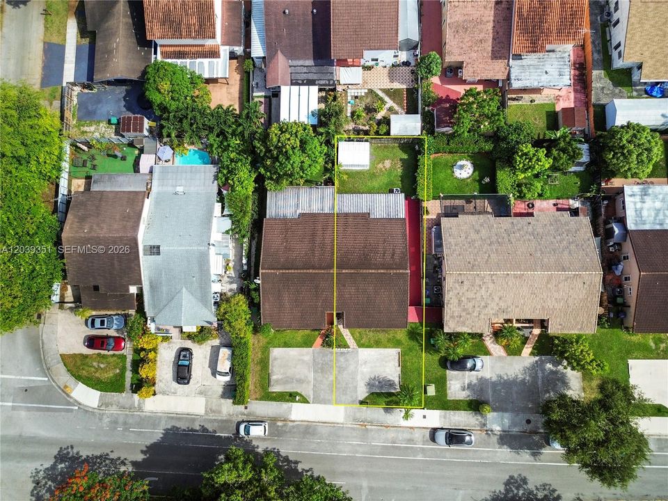 For Sale: $525,000 (3 beds, 2 baths, 1167 Square Feet)