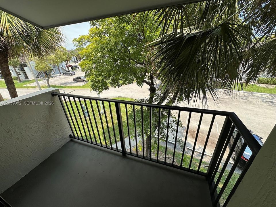 En Venta: $234,900 (2 camas, 2 baños, 883 Pies cuadrados)