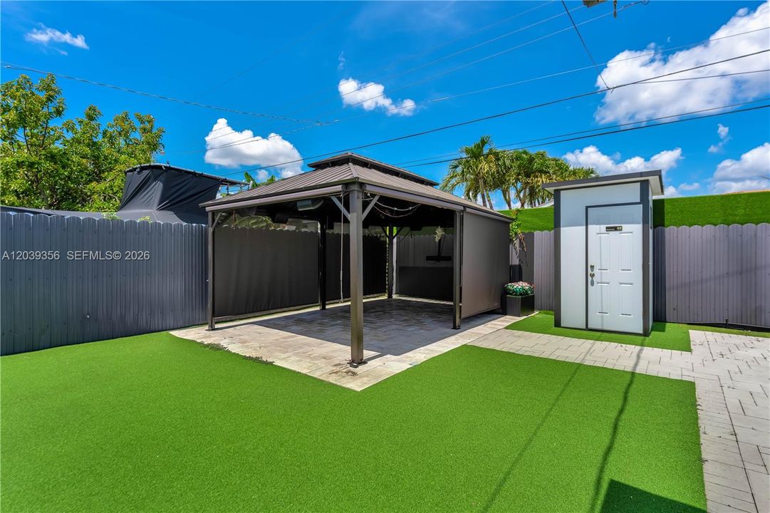 En Venta: $849,000 (3 camas, 2 baños, 1722 Pies cuadrados)
