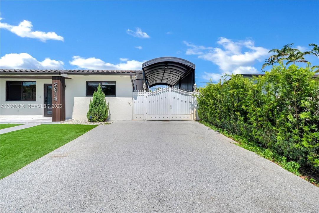En Venta: $849,000 (3 camas, 2 baños, 1722 Pies cuadrados)