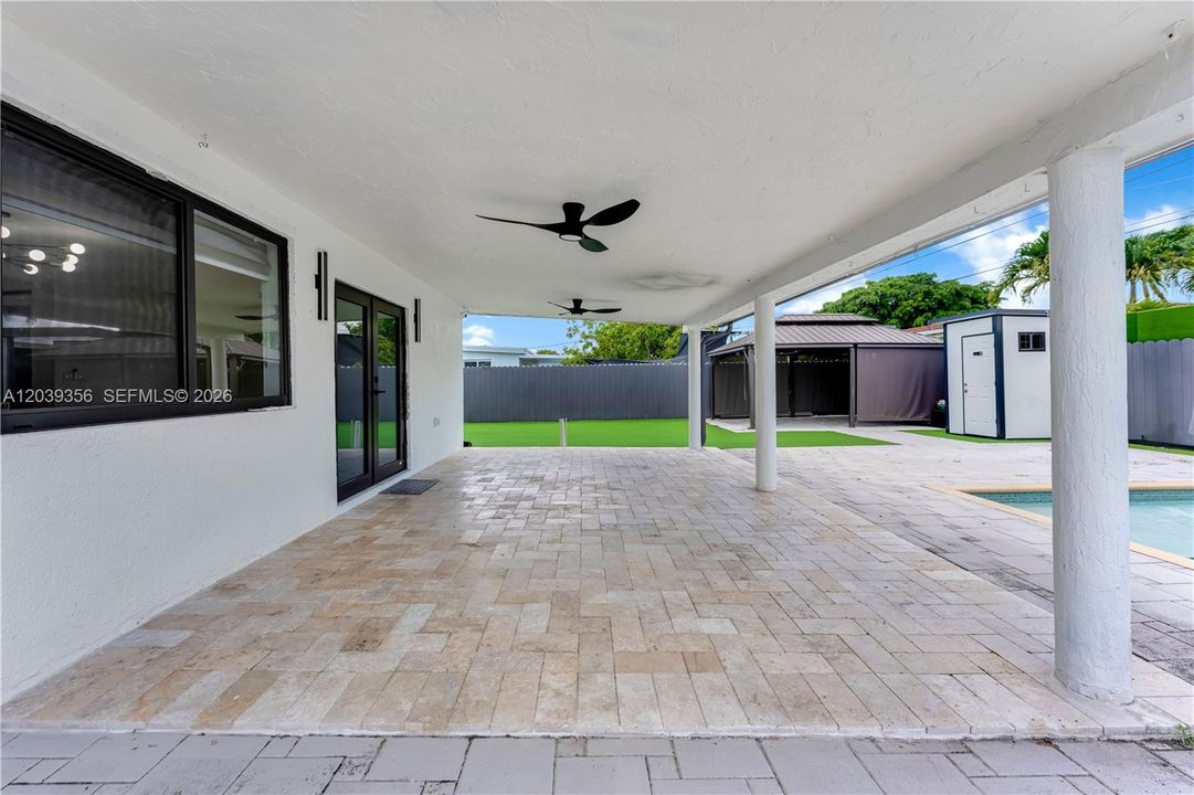 En Venta: $849,000 (3 camas, 2 baños, 1722 Pies cuadrados)