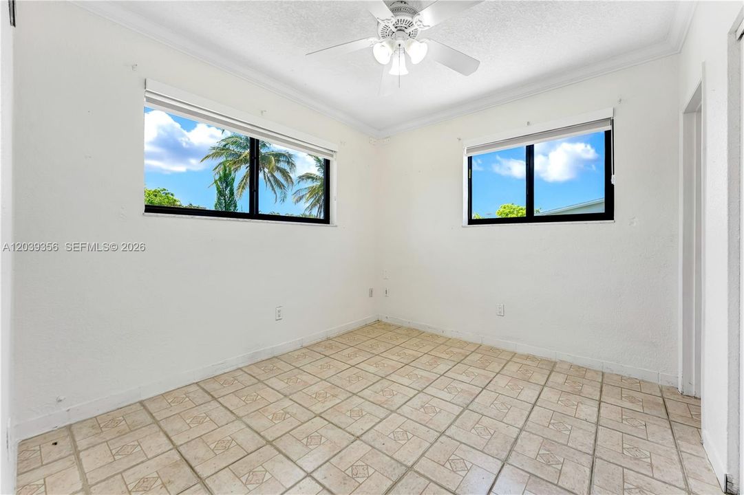 En Venta: $849,000 (3 camas, 2 baños, 1722 Pies cuadrados)