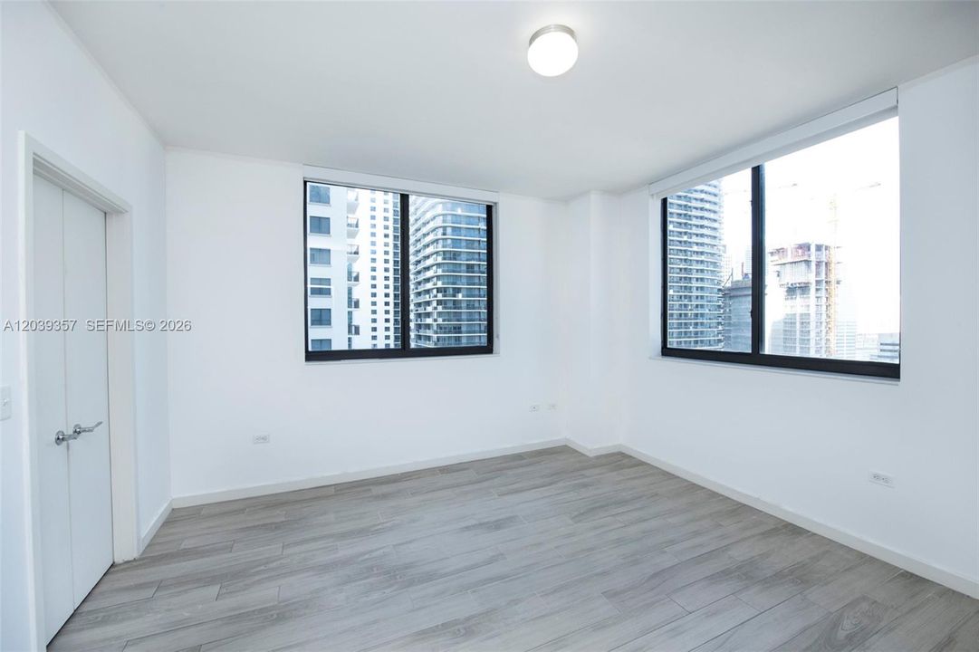 For Sale: $750,000 (2 beds, 2 baths, 1118 Square Feet)