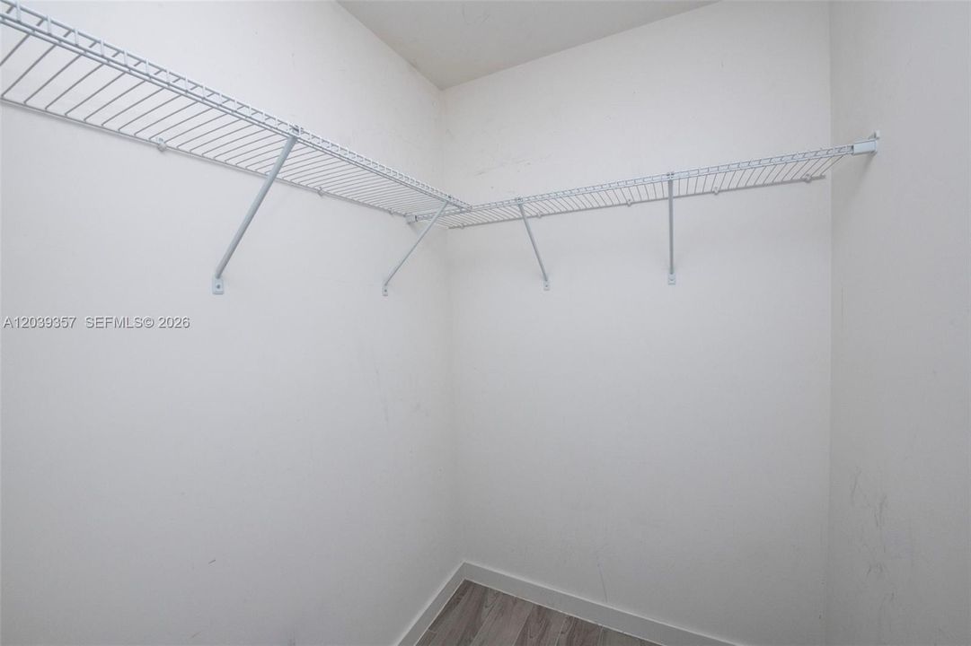 For Sale: $750,000 (2 beds, 2 baths, 1118 Square Feet)
