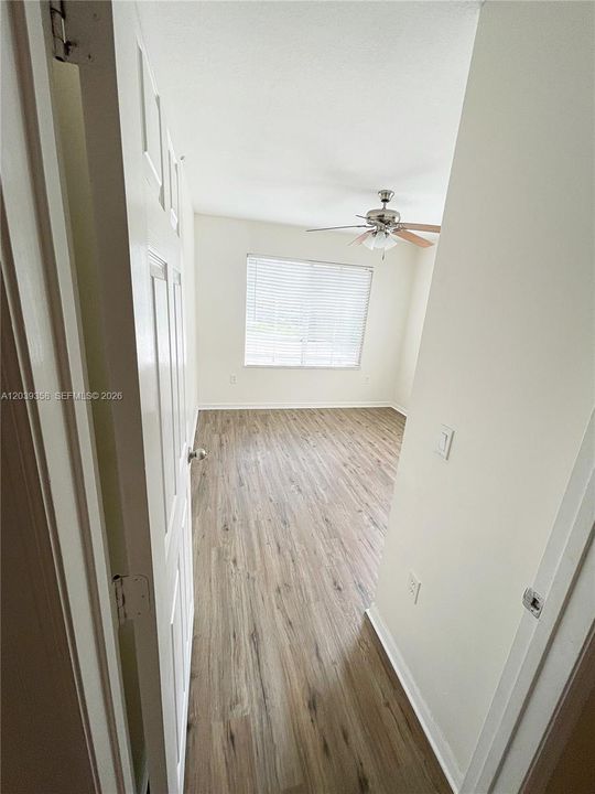 В аренду: $1,850 (2 спален, 1 ванн, 926 Квадратных фут)