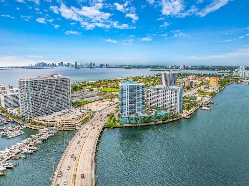 For Rent: $3,800 (2 beds, 2 baths, 1274 Square Feet)