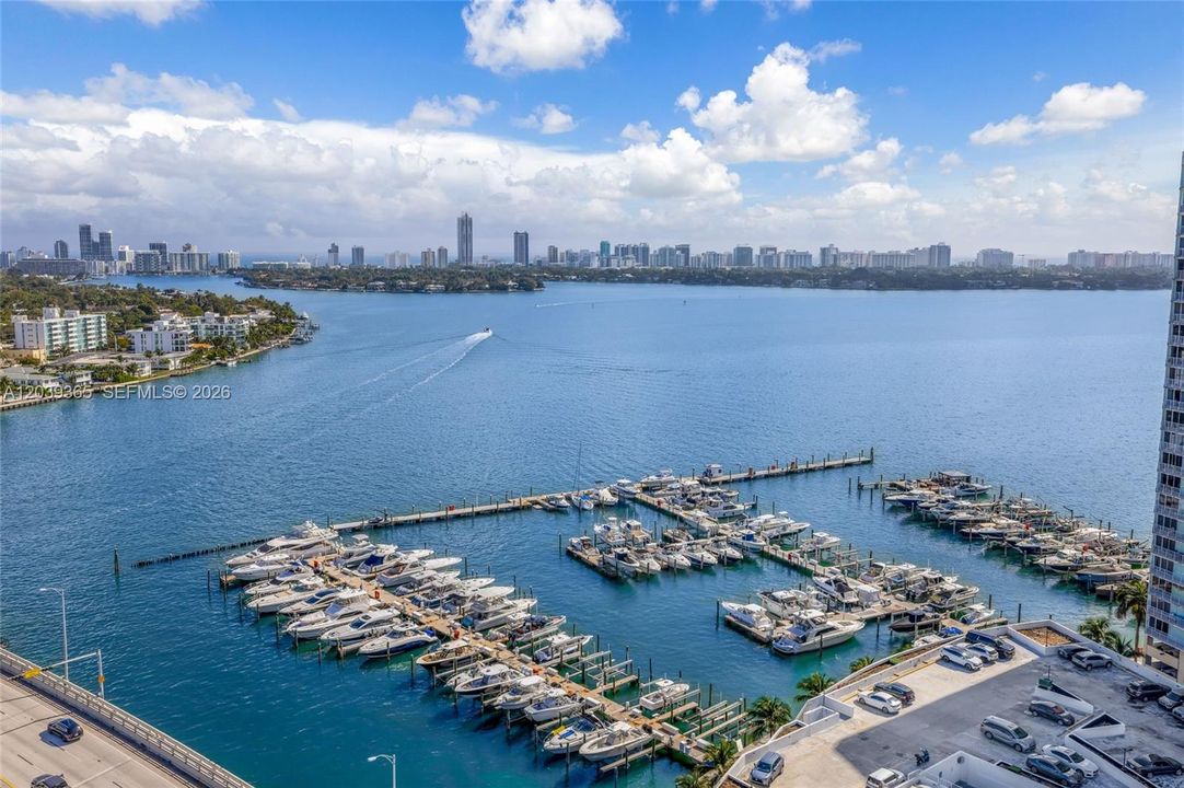 For Rent: $3,800 (2 beds, 2 baths, 1274 Square Feet)
