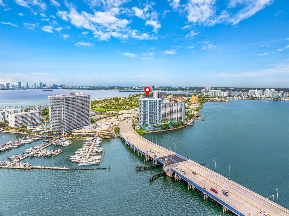 For Rent: $3,800 (2 beds, 2 baths, 1274 Square Feet)