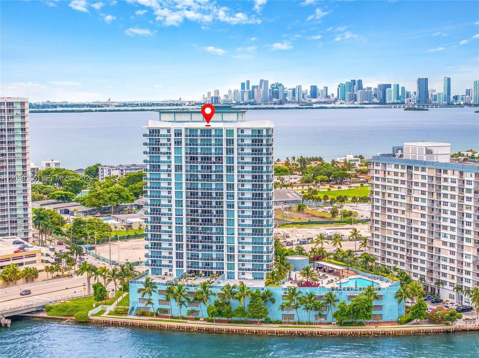 For Rent: $3,800 (2 beds, 2 baths, 1274 Square Feet)