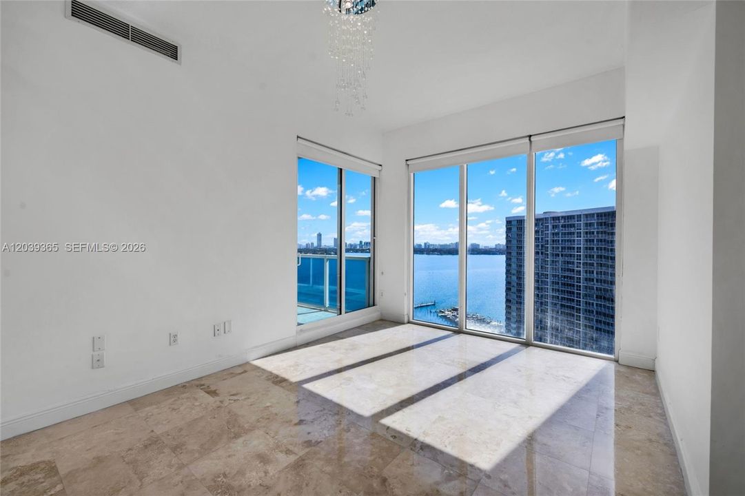 For Rent: $3,800 (2 beds, 2 baths, 1274 Square Feet)