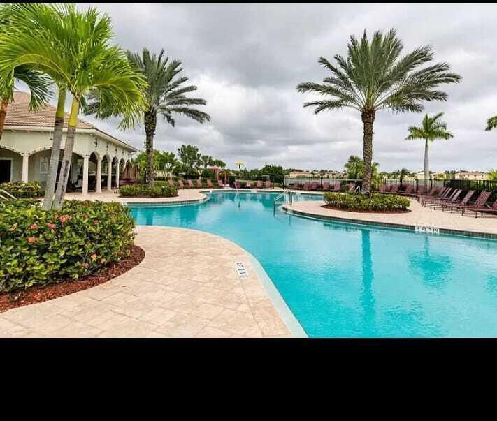 club house 2