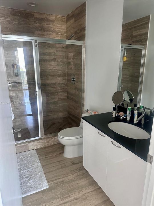En Venta: $1,150,000 (2 camas, 2 baños, 1463 Pies cuadrados)