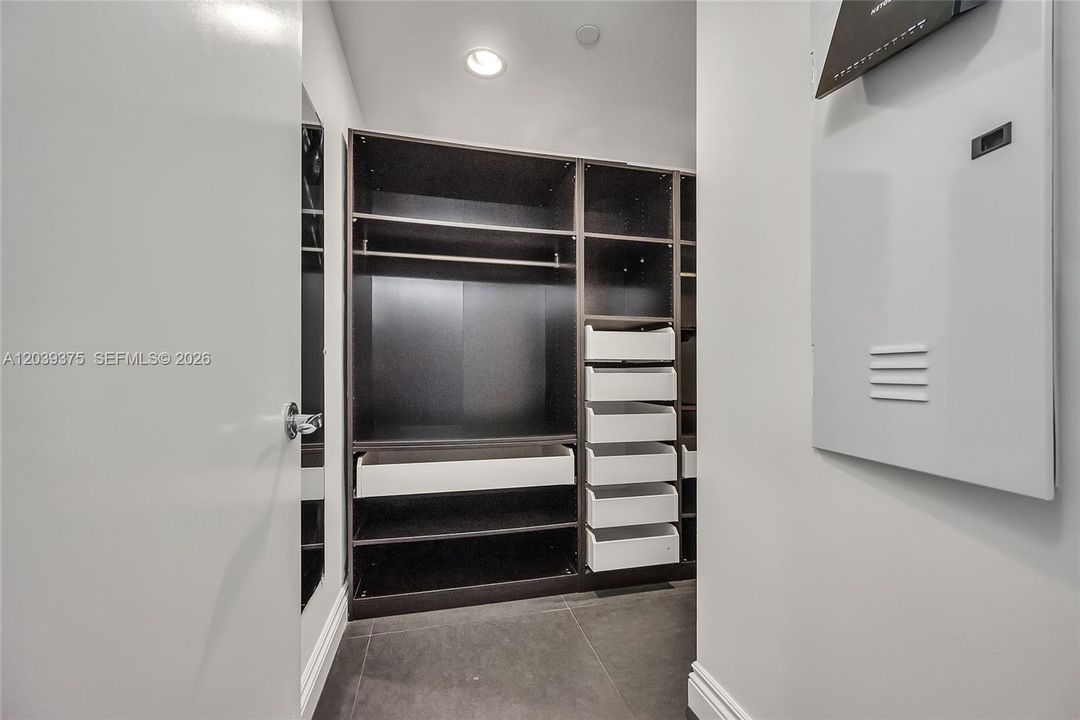 En Renta: $4,500 (2 camas, 3 baños, 1714 Pies cuadrados)