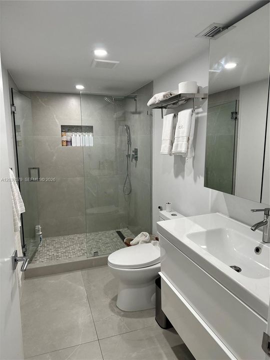 В аренду: $4,800 (2 спален, 2 ванн, 1362 Квадратных фут)