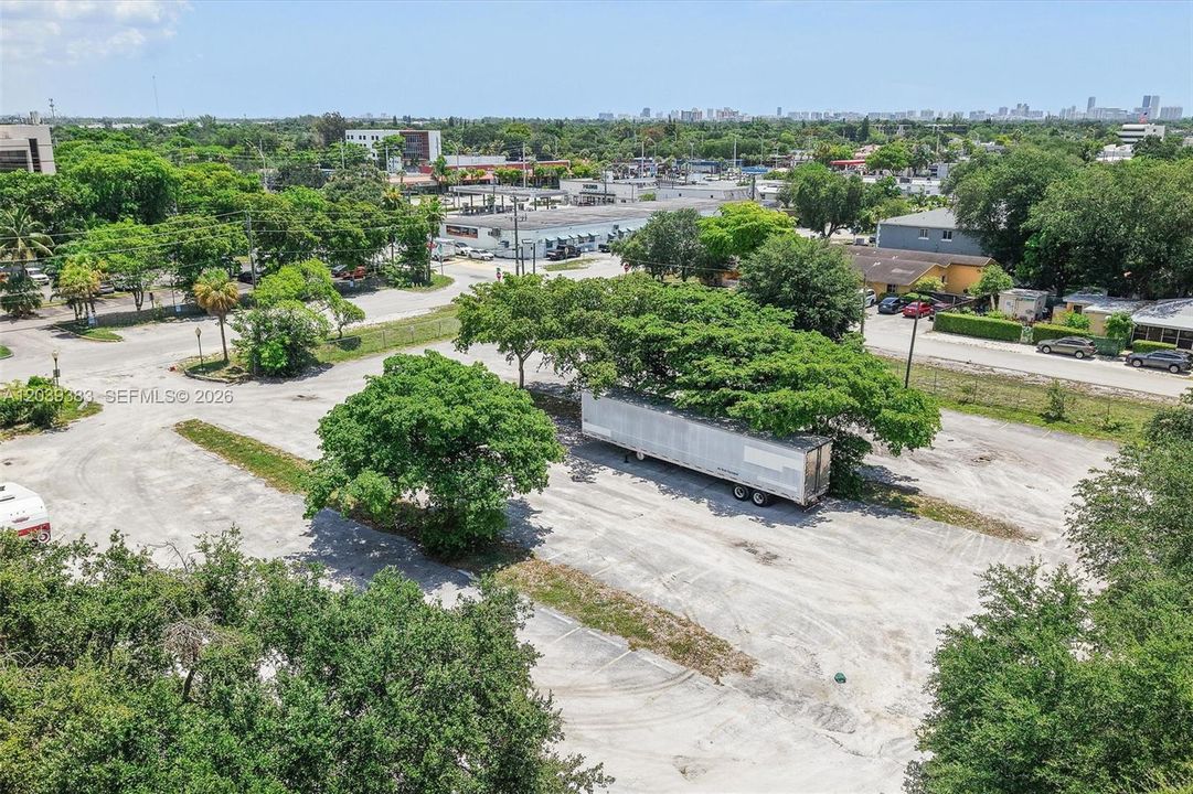 For Sale: $5,000,000 (1.50 acres)