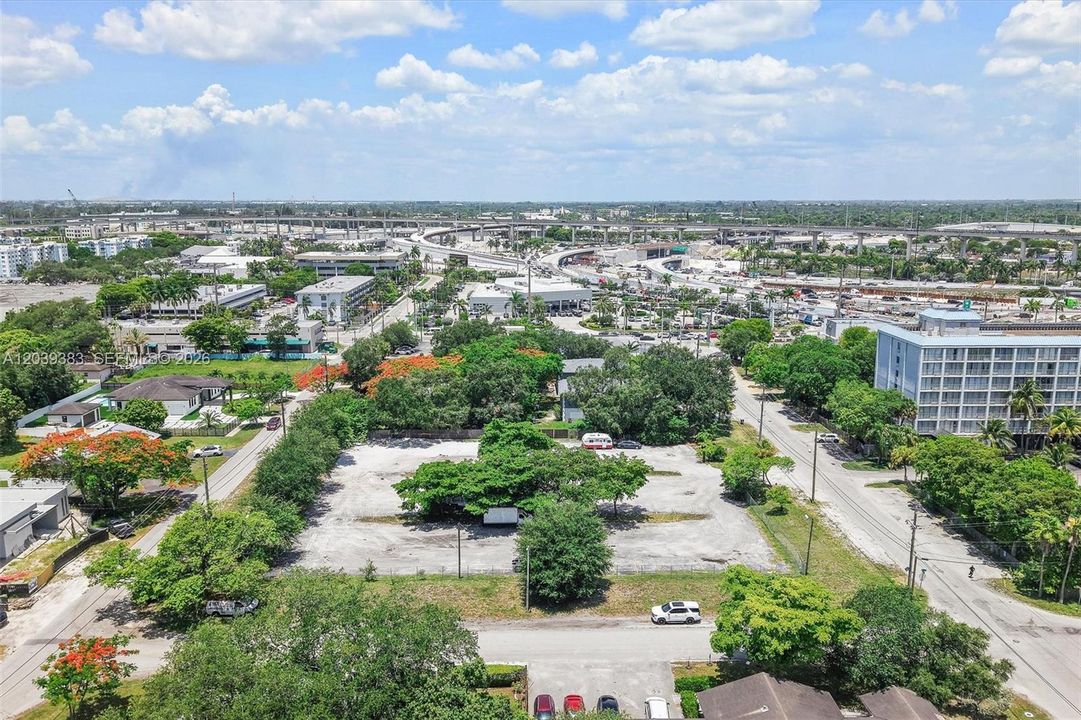 For Sale: $5,000,000 (1.50 acres)
