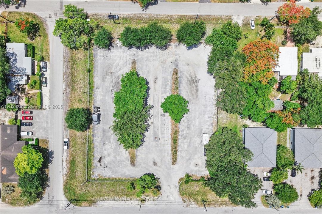For Sale: $5,000,000 (1.50 acres)