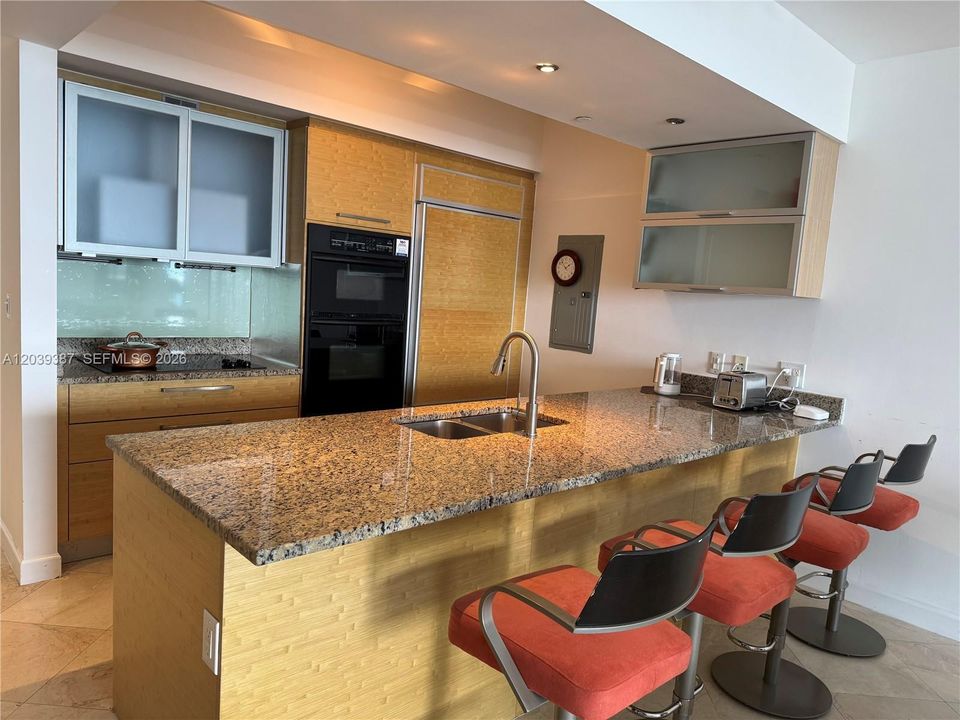 En Renta: $6,500 (3 camas, 3 baños, 1733 Pies cuadrados)