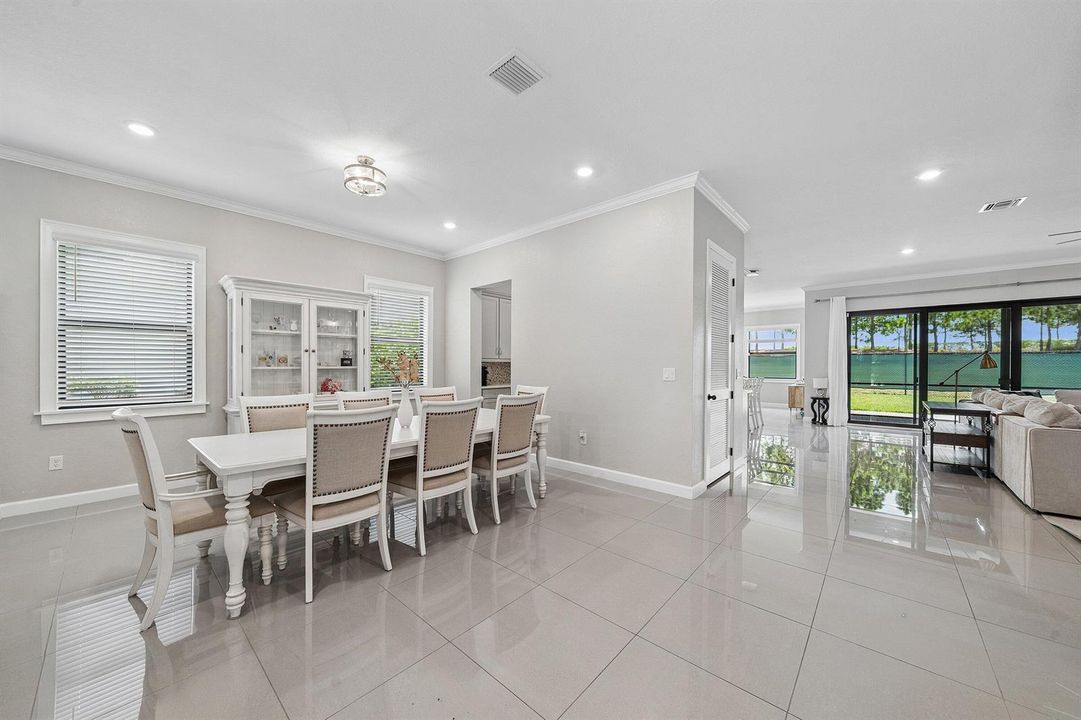 Formal Dinning Room