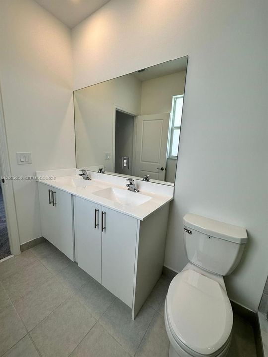 En Venta: $572,000 (3 camas, 2 baños, 1508 Pies cuadrados)