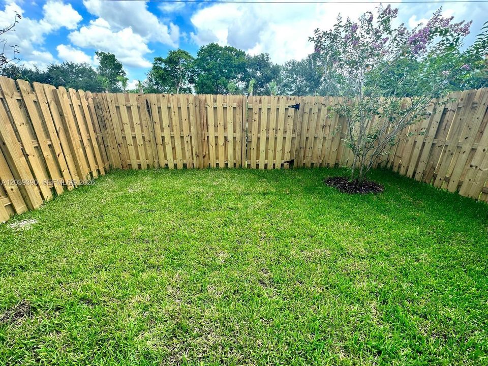 En Venta: $572,000 (3 camas, 2 baños, 1508 Pies cuadrados)