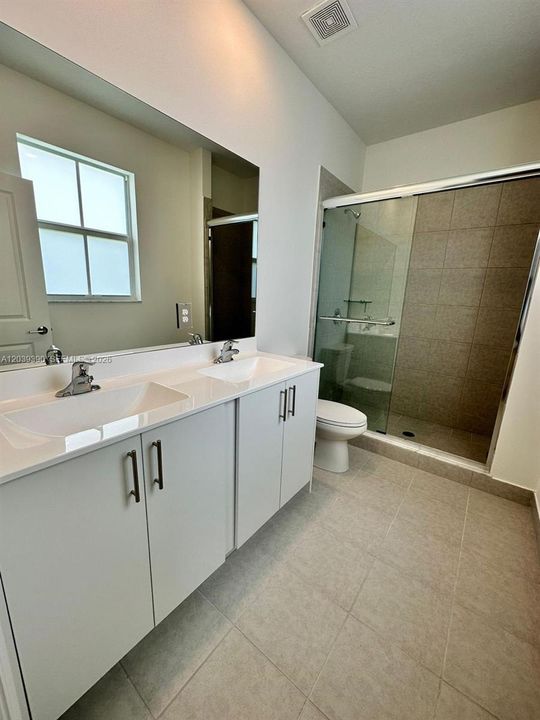 En Venta: $572,000 (3 camas, 2 baños, 1508 Pies cuadrados)