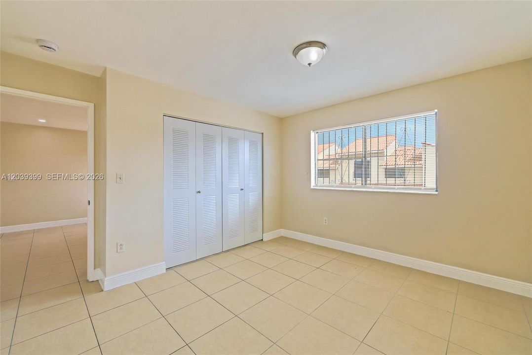 For Sale: $249,900 (2 beds, 2 baths, 755 Square Feet)